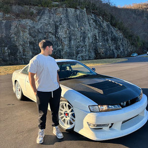 Meet your Posher, Eric